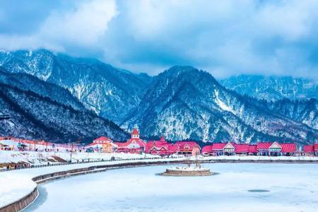 西岭雪山多久可以逛完
