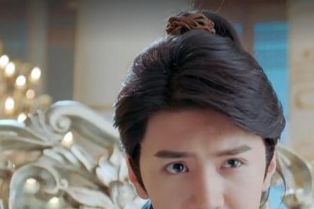 绝代双骄抱走小鱼儿的人是谁