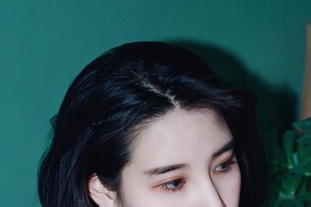 女人嘴上不积德的表现