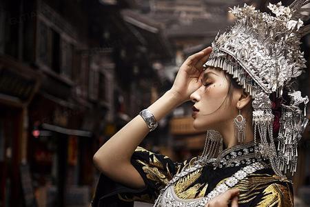 苗疆圣女是什么意思