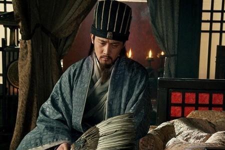 陆毅演诸葛亮多少岁