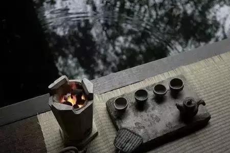自行自醒自清欢表达什么