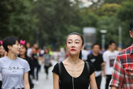 半截渔网怎么搭配