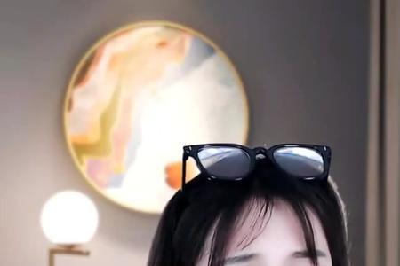 歌手小七的真名叫什么