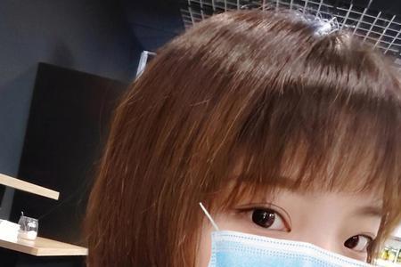 怎么和理发店的女生交朋友