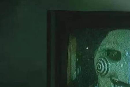 电锯惊魂恐怖吗
