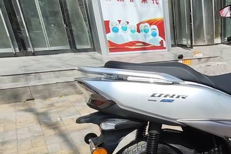 豪爵uhr150一箱油能跑多少公里