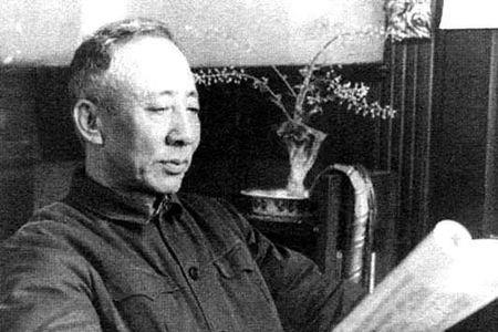 孙犁的碑讲的是什么