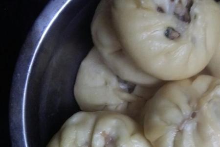 出笼包子意思