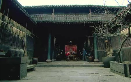 结婚30年里马小凤结局