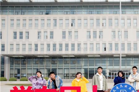 大连民族大学舞蹈系好吗