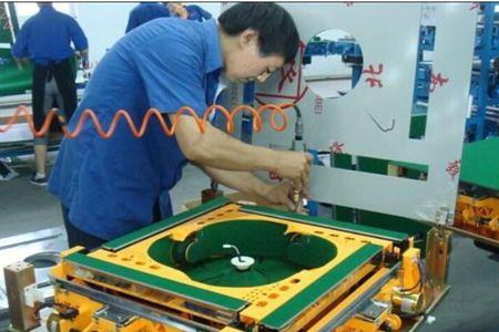 麻将桌出牌口不平怎么调