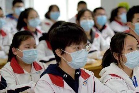 女孩高中去外地上学好不好