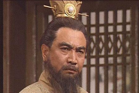 请问新三国中曹操的扮演者是谁