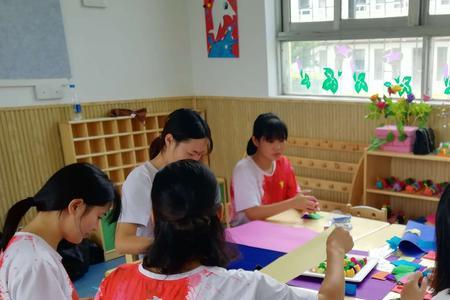 公立幼儿园为什么老加班