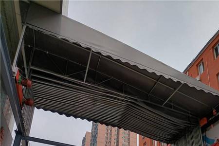 伸缩雨棚为什么收起时布会皱