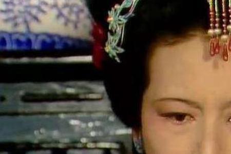金钗投井的故事情节概括