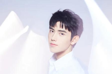 王鹤棣陈飞宇拿什么奖