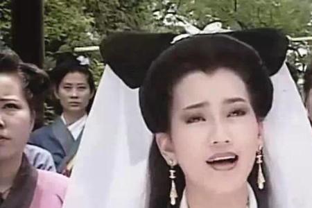 青城山下白素贞歌词含义
