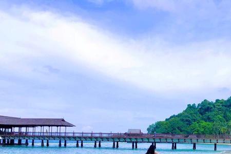 不走马六甲海峡不行吗