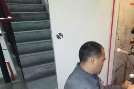 物业收取供暖费不供暖怎么办