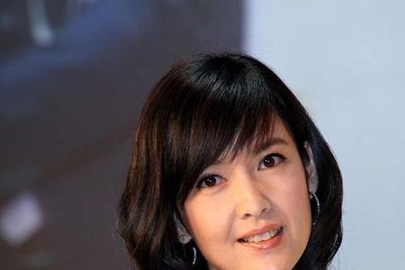 52岁周慧敏婚姻状况