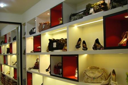 实体店鞋店的未来发展趋势
