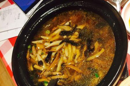 砂锅猫耳朵热量