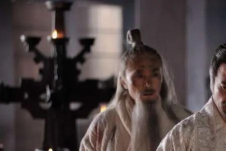 无霹雳手段不显菩萨心肠出处
