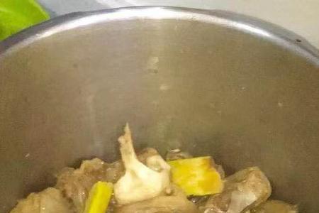 一般羊肉用高压锅上气几分钟