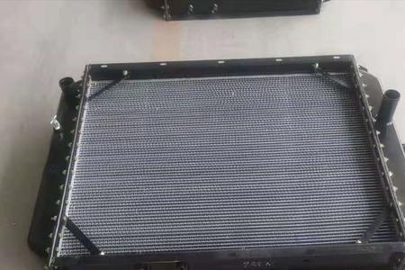 铲车水箱吃水厉害什么原因