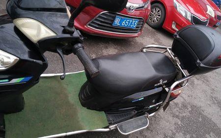 新蕾电动车自充电怎么关闭