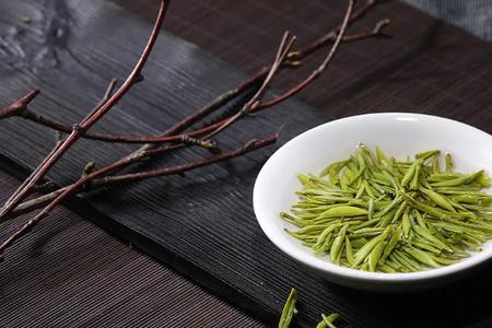 明前绿芽茶可以放几年