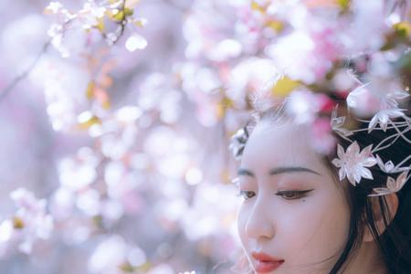 海棠春汉服适合什么天气