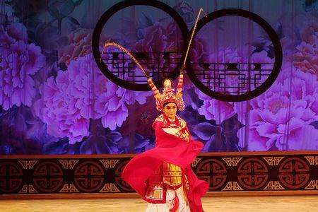 神气活现女主扮演者