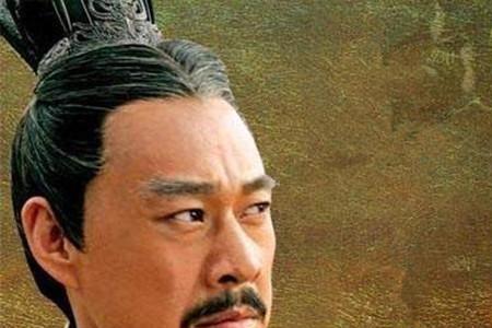 208年9月谁向曹操投降