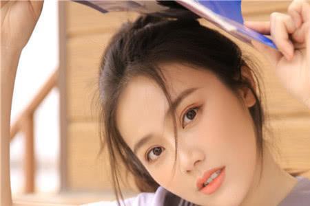 女生对你说下来陪他是什么意思