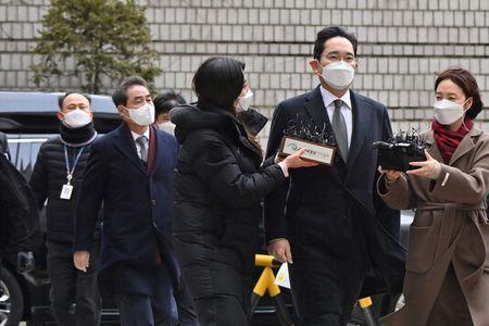 出狱后可以参加丧礼吗