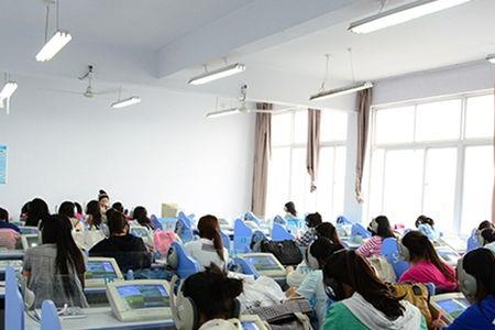 河南女子职业学院大专上几年