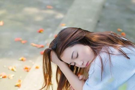 女人的示弱是什么心态