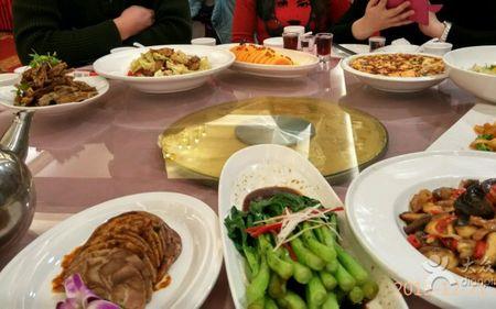 女神大酒店东河湾店怎么走