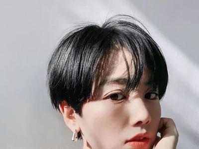喜欢短发中性女生，是什么心理