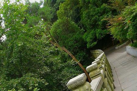 玲珑山从哪里爬