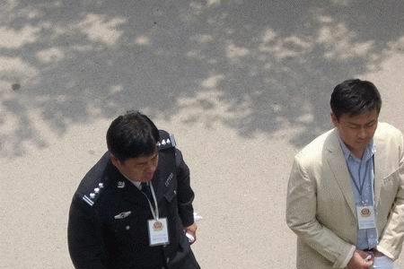 重案六组4佟警官是好还是坏