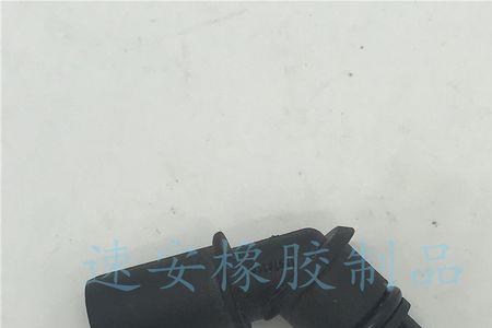 昂科威20气门室盖废气管怎么拆