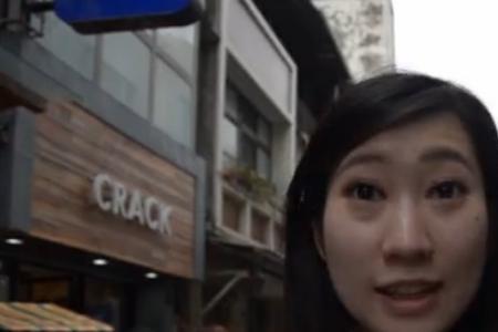 神街访女主持人