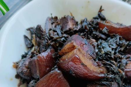 梅菜肉丁饭热量