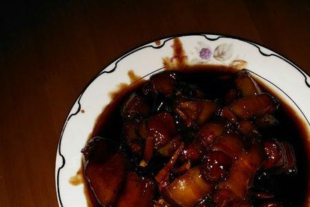 红烧肉炖银耳的做法