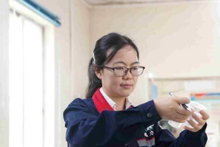 喷火枪为什么会着火