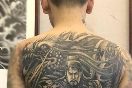 关羽纹身解释